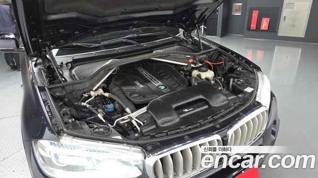 BMW X5 2018 — photo 6