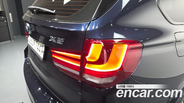 BMW X5 2018 — photo 9