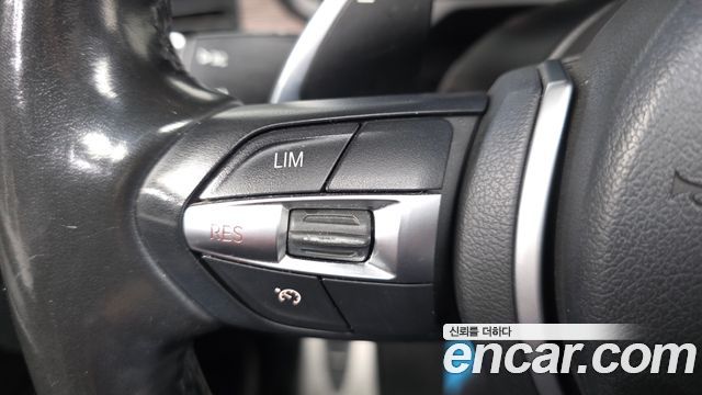 BMW X5 2018 — photo 32