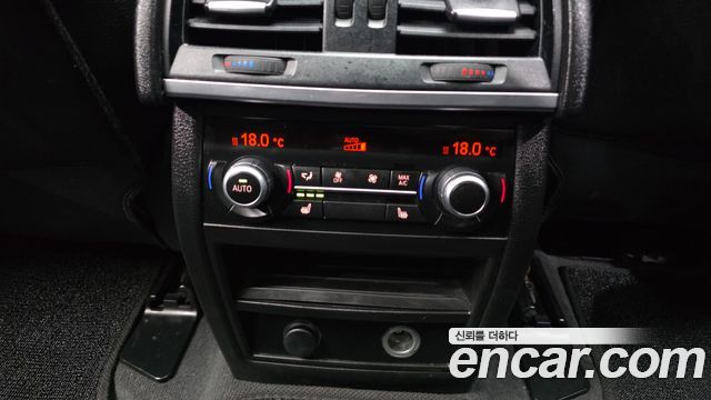 BMW X5 2018 — photo 33