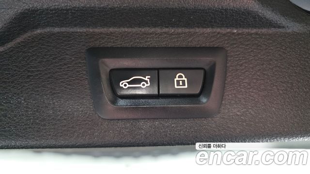 BMW X5 2018 — photo 34