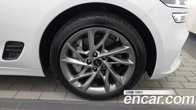 Genesis G70 2025 — photo 7