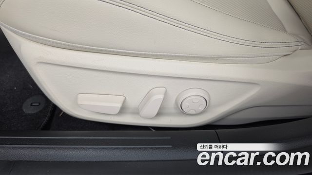 Genesis G70 2025 — photo 31