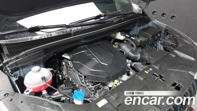 Kia Canival 2023 — photo 6