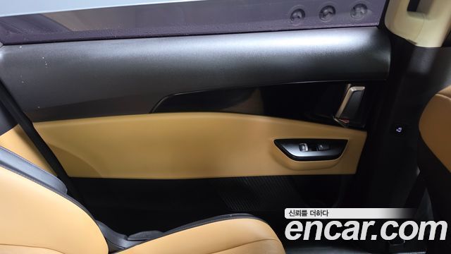 Kia Canival 2023 — photo 15