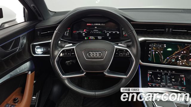 Audi A6 2021 — photo 13