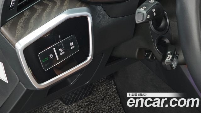 Audi A6 2021 — photo 14