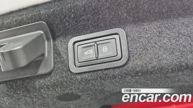 Audi A6 2021 — photo 20