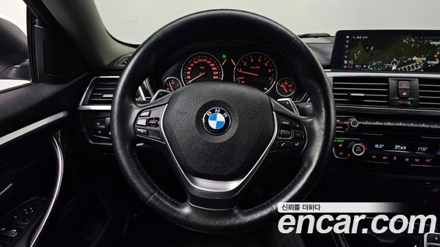 BMW 4-Series 2018 — photo 14