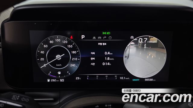 Kia Canival 2021 — photo 11
