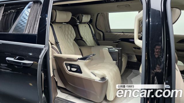 Kia Canival 2021 — photo 18