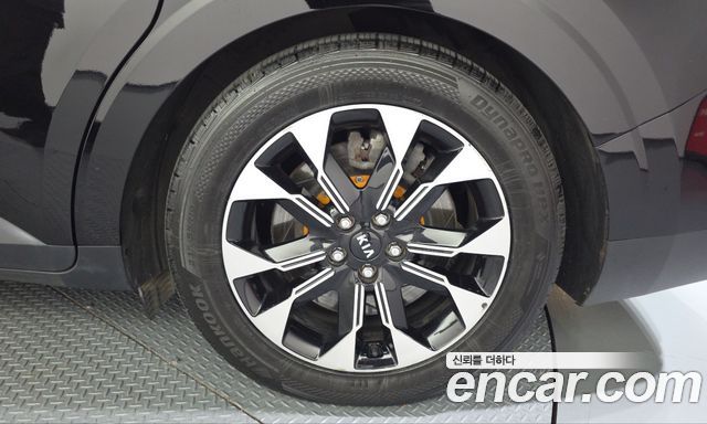Kia Canival 2021 — photo 7