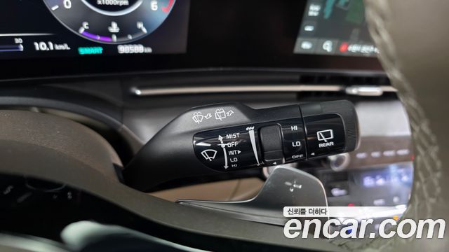 Kia Canival 2021 — photo 38