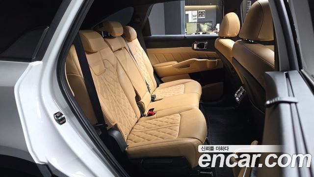 Kia Sorento 2023 — photo 18