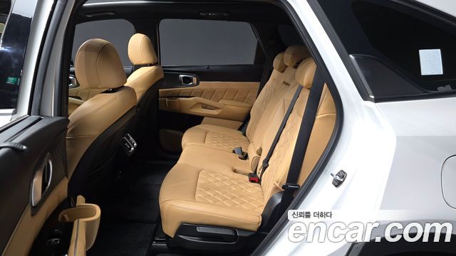 Kia Sorento 2023 — photo 16