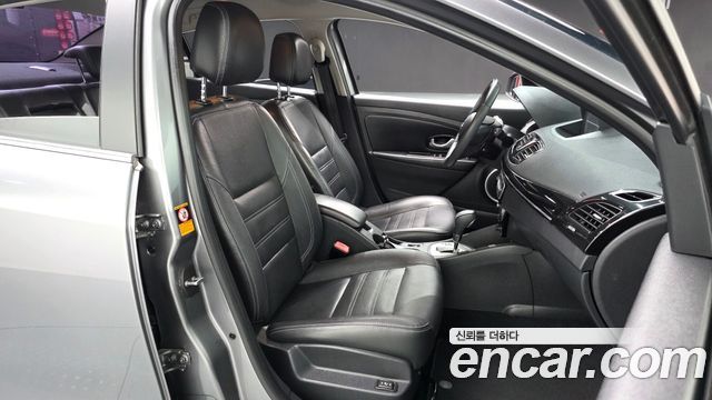 Renault Korea SM3 2016 — photo 11