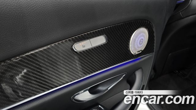 Mercedes-Benz E-Class 2017 — photo 17
