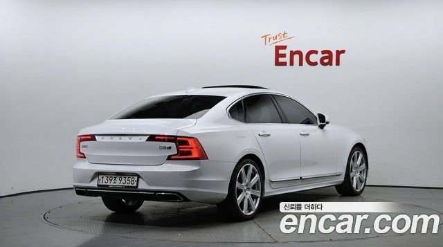 Volvo S90 2019 — photo 2