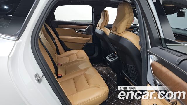 Volvo S90 2019 — photo 18