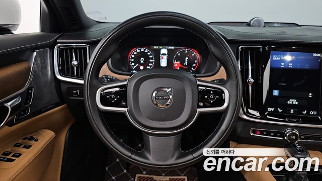 Volvo S90 2019 — photo 19