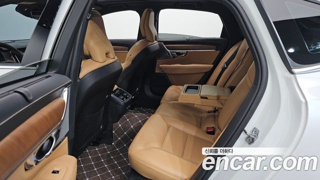 Volvo S90 2019 — photo 16