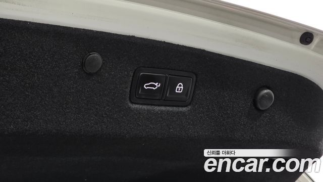 Kia K8 2023 — photo 20