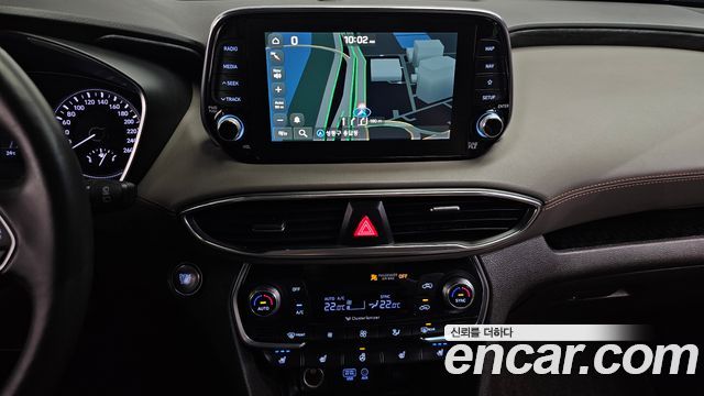 Hyundai Santafe 2019 — photo 20