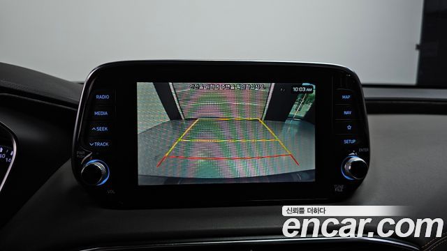 Hyundai Santafe 2019 — photo 21