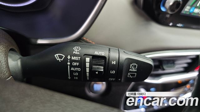 Hyundai Santafe 2019 — photo 35