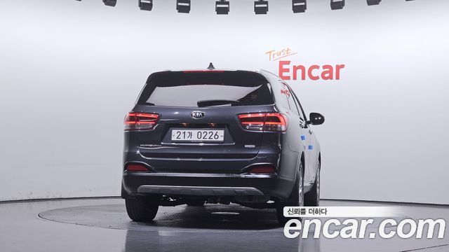 Kia Sorento 2017 — photo 4