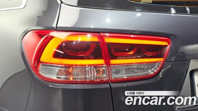 Kia Sorento 2017 — photo 9