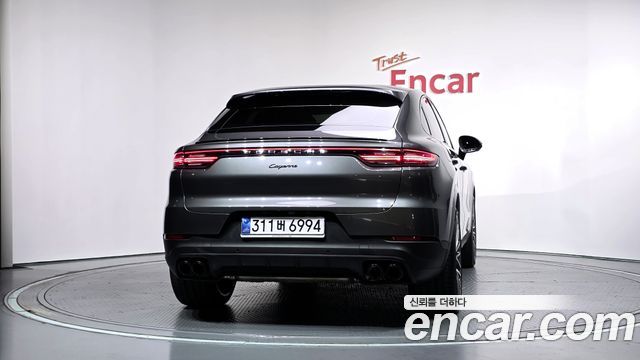 Porsche Cayenne 2021 — photo 4