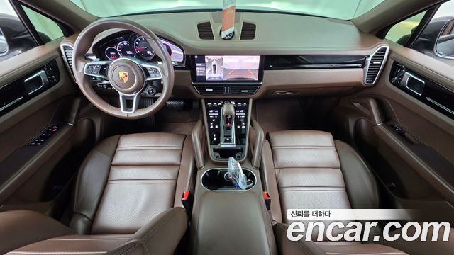 Porsche Cayenne 2021 — photo 10