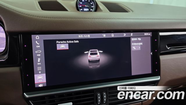 Porsche Cayenne 2021 — photo 33