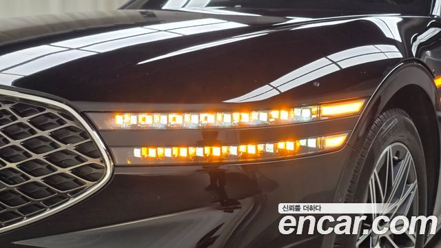 Genesis G90 2022 — photo 8