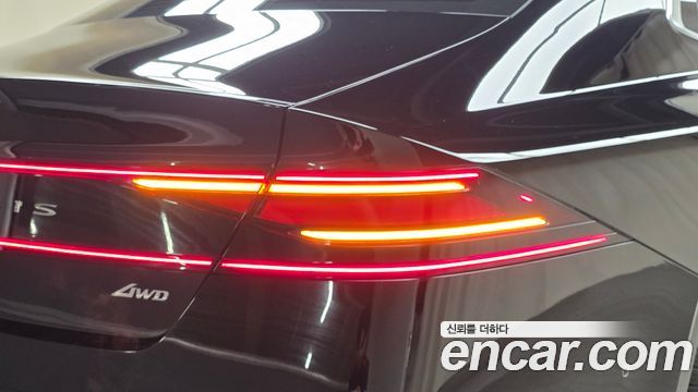 Genesis G90 2022 — photo 9