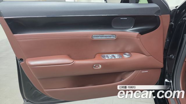 Genesis G90 2022 — photo 14