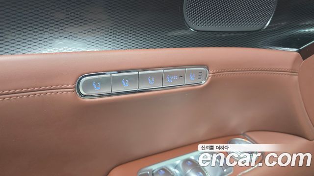 Genesis G90 2022 — photo 27