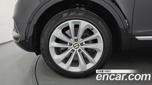 Bentley Bentayga 2019 — photo 5