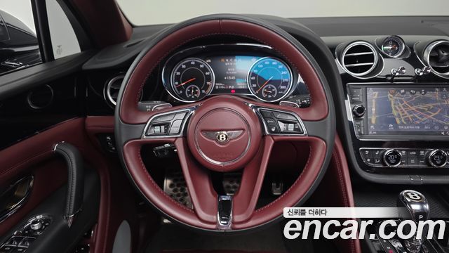 Bentley Bentayga 2019 — photo 19