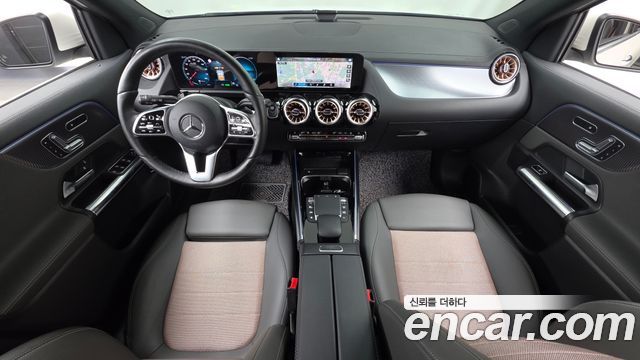 Mercedes-Benz EQA 2021 — photo 10
