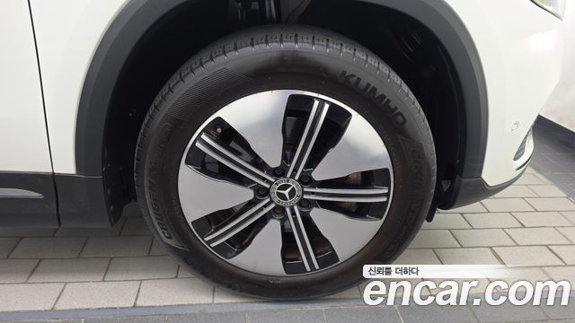 Mercedes-Benz EQA 2021 — photo 7