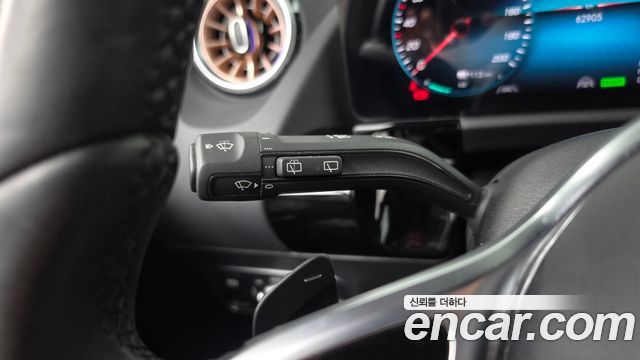 Mercedes-Benz EQA 2021 — photo 29