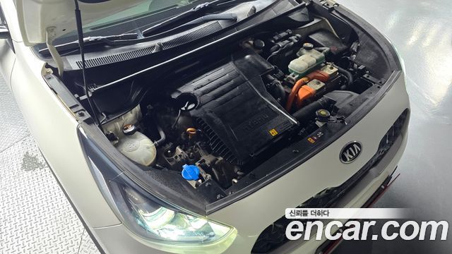 Kia Niro 2020 — photo 6