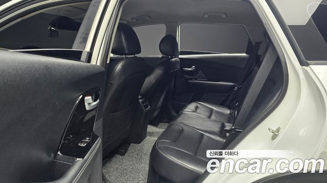 Kia Niro 2020 — photo 18