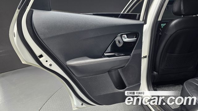 Kia Niro 2020 — photo 15