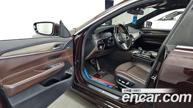 BMW Gran Turismo 2020 — photo 13