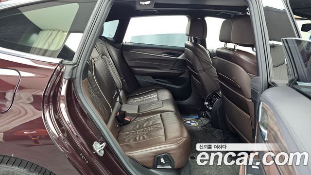 BMW Gran Turismo 2020 — photo 18