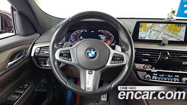 BMW Gran Turismo 2020 — photo 19