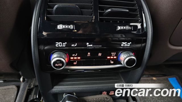 BMW Gran Turismo 2020 — photo 25